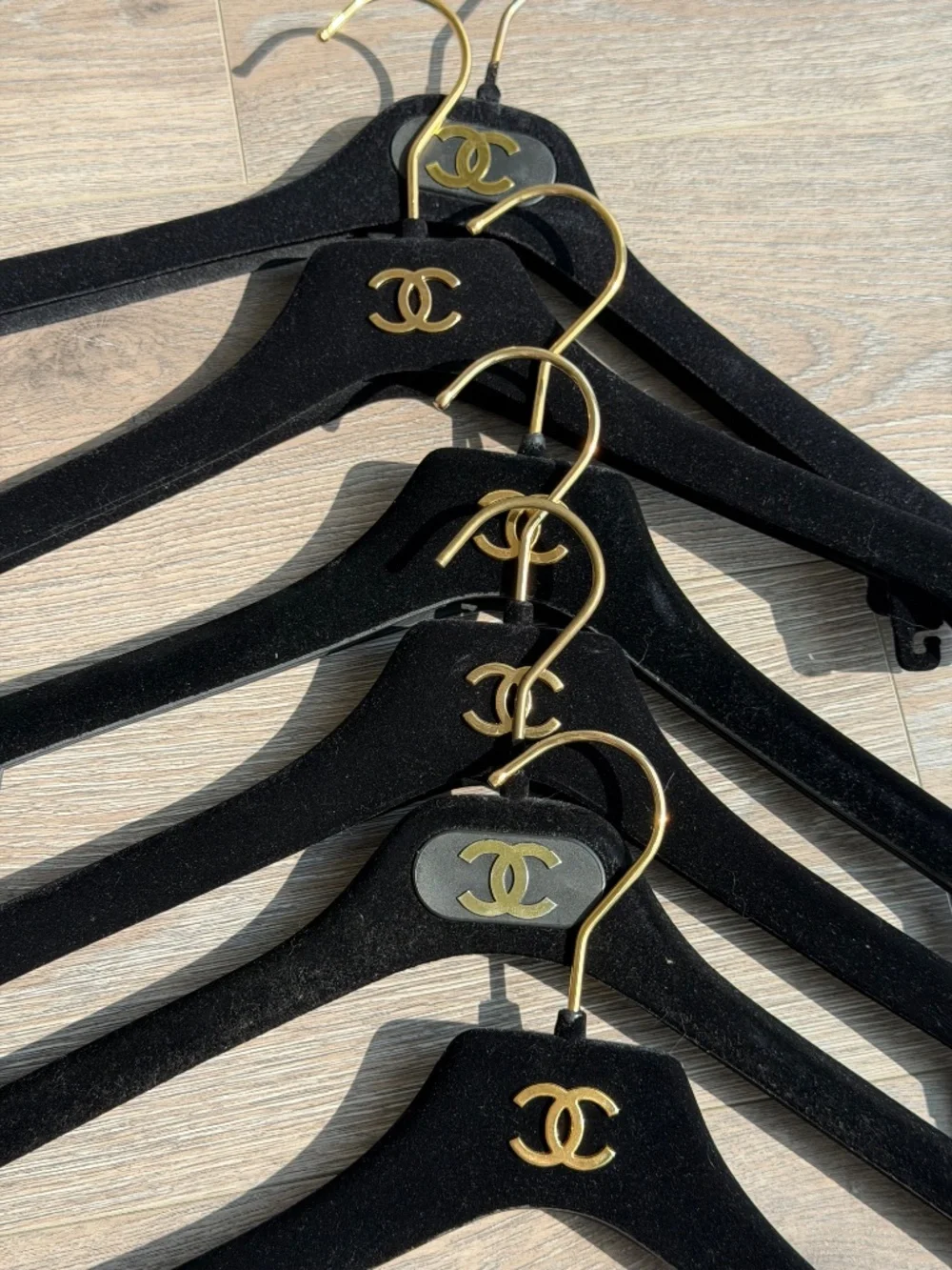 CHANEL 6pcs sold